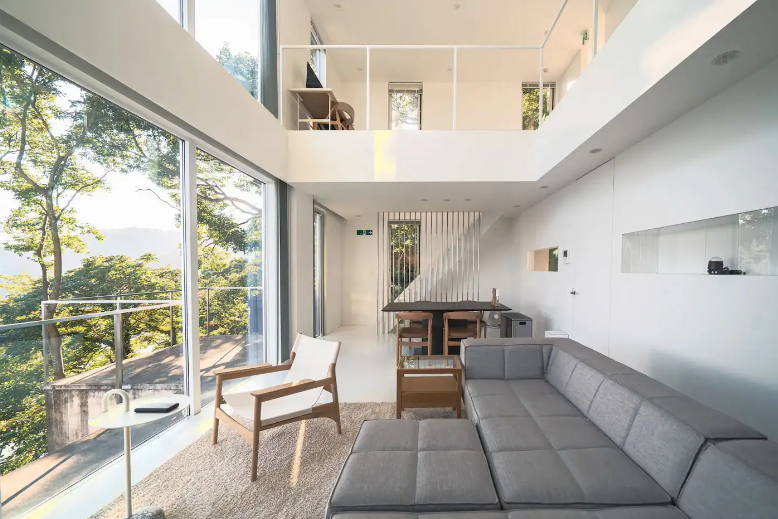 WHITE HOUSE 熱海 全景